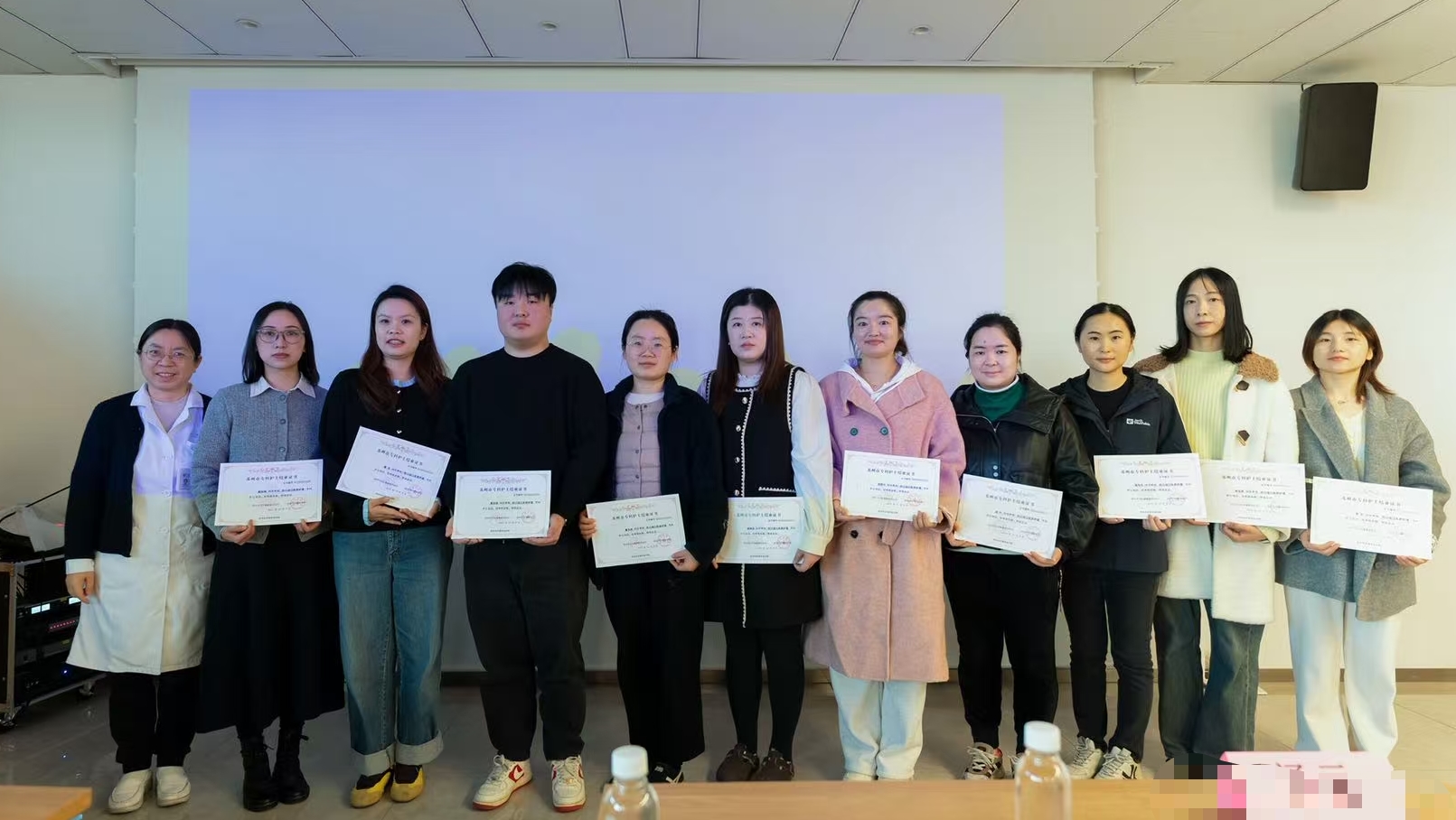 32-26010413314O62.jpg 32-26010413314O62.jpg